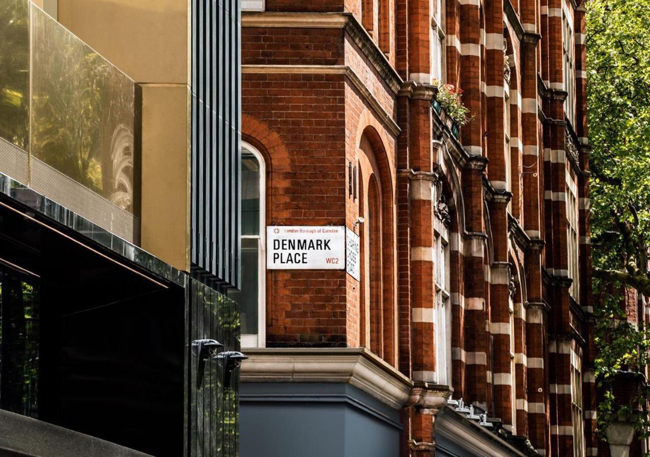 Chateau Denmark Londra Esterno foto Denmark Place WC2